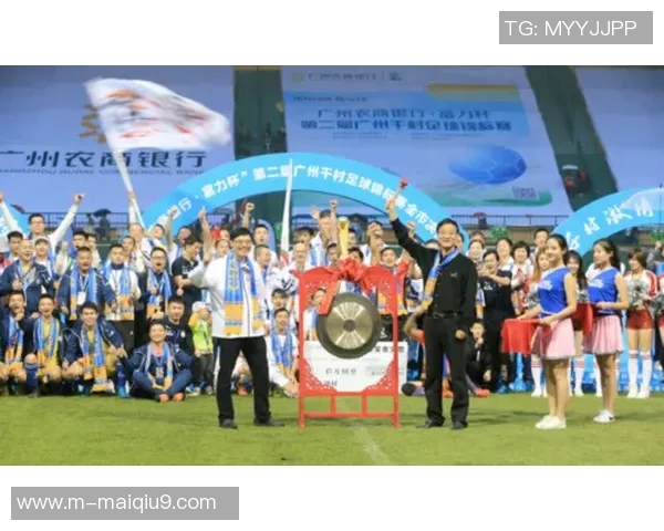 探索广州街舞队的灵活性与活力运动之美 探索广州街舞队的灵活性与活力运动之美